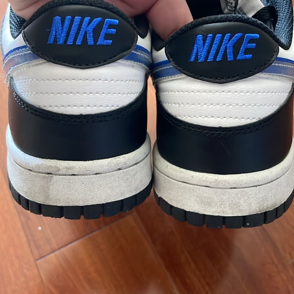 🚨SALE// Nike Dunk Low GS - Picture 9 of 11